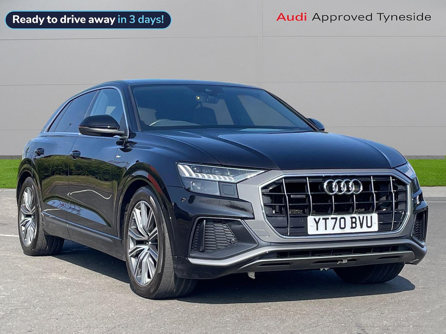 Main listing image - Audi Q8