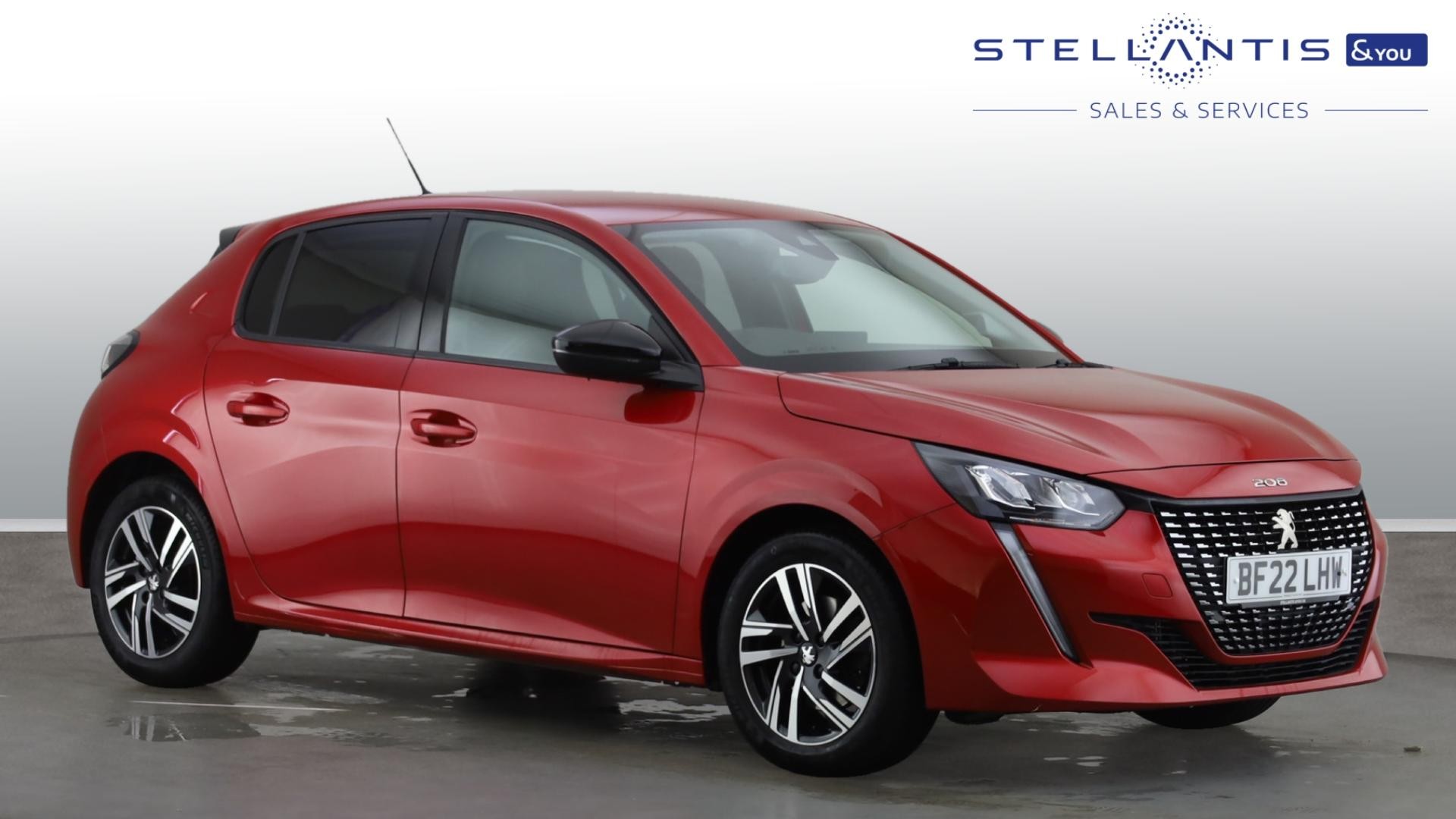 Main listing image - Peugeot 208