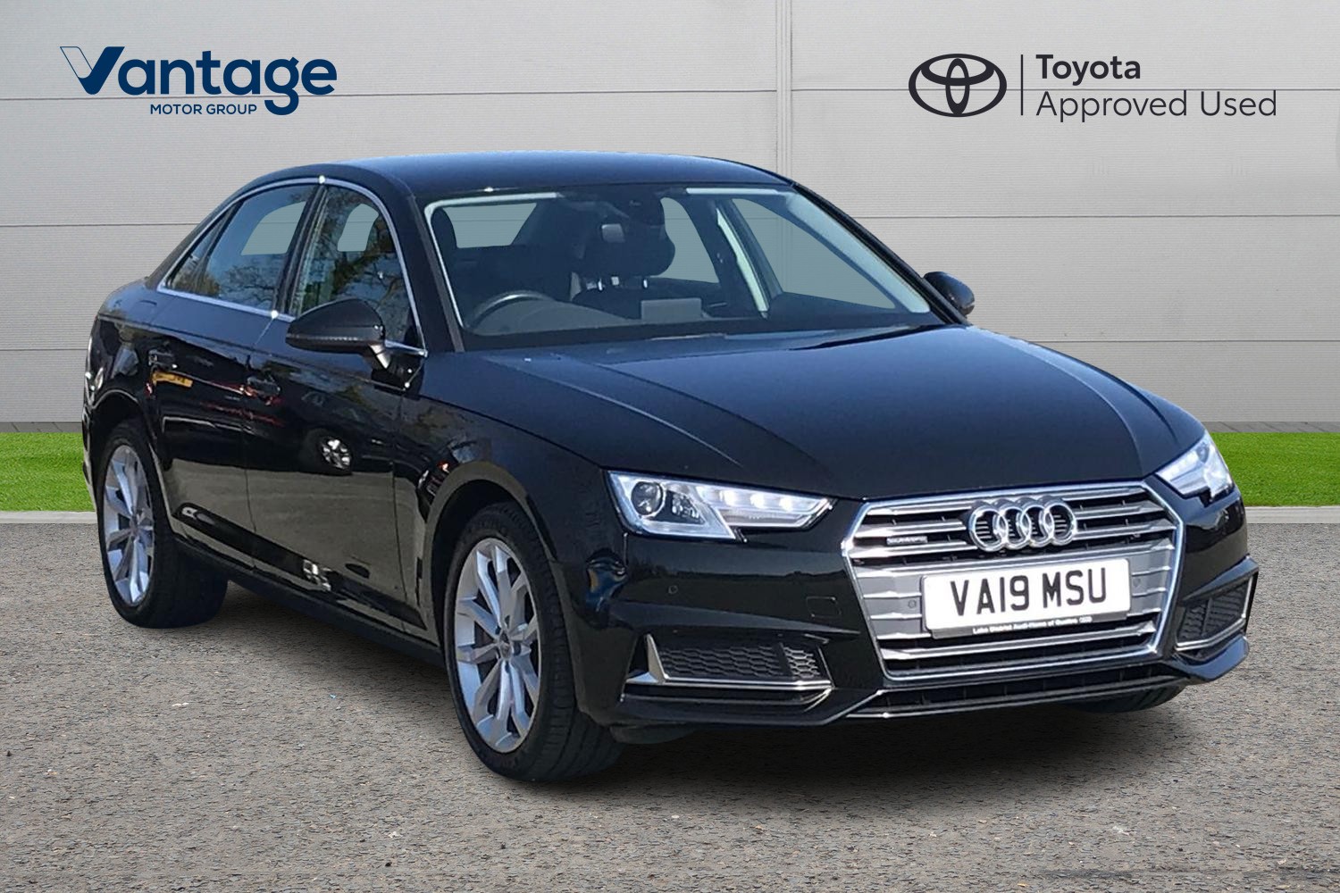 Main listing image - Audi A4