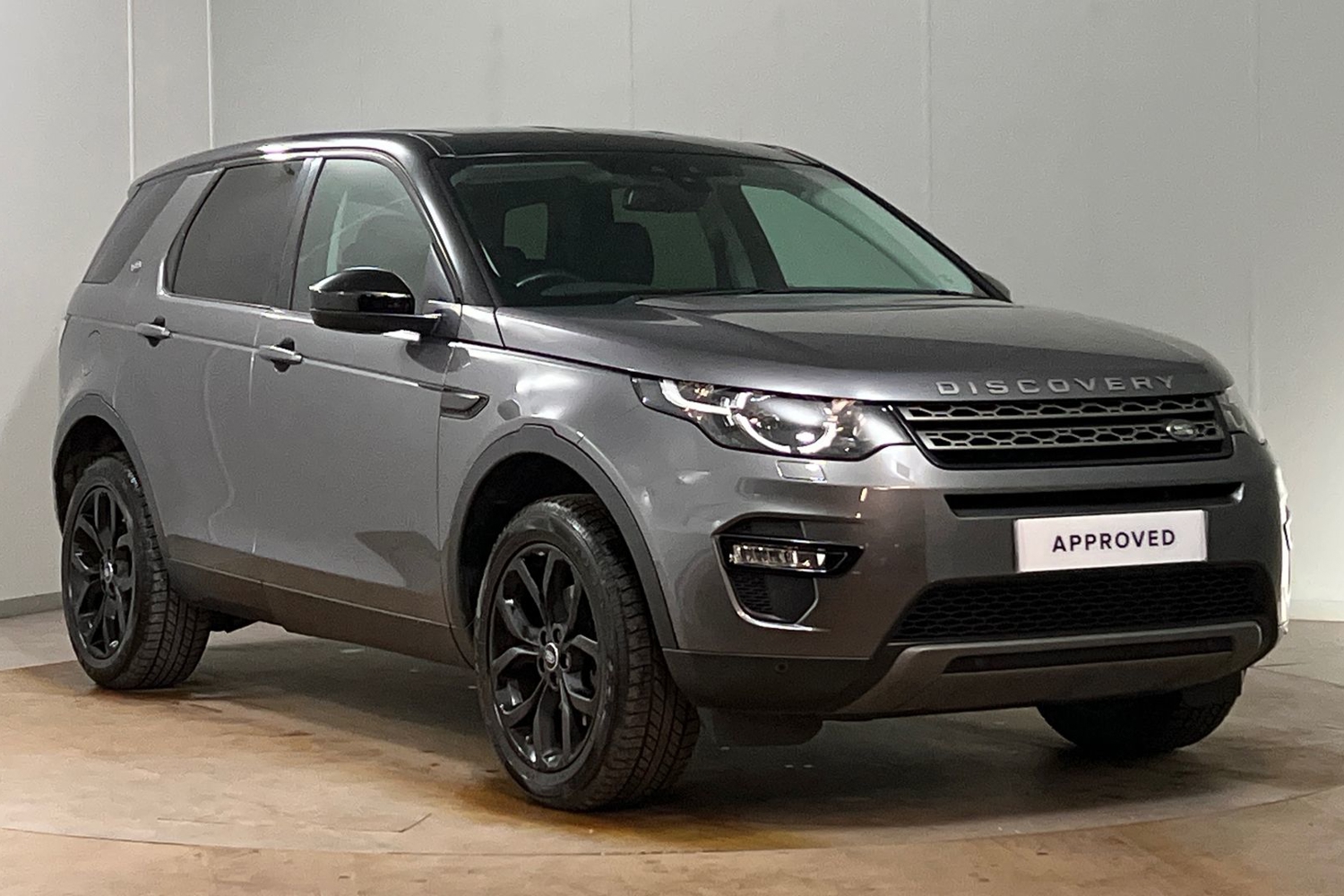 Main listing image - Land Rover Discovery Sport