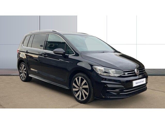 Main listing image - Volkswagen Touran