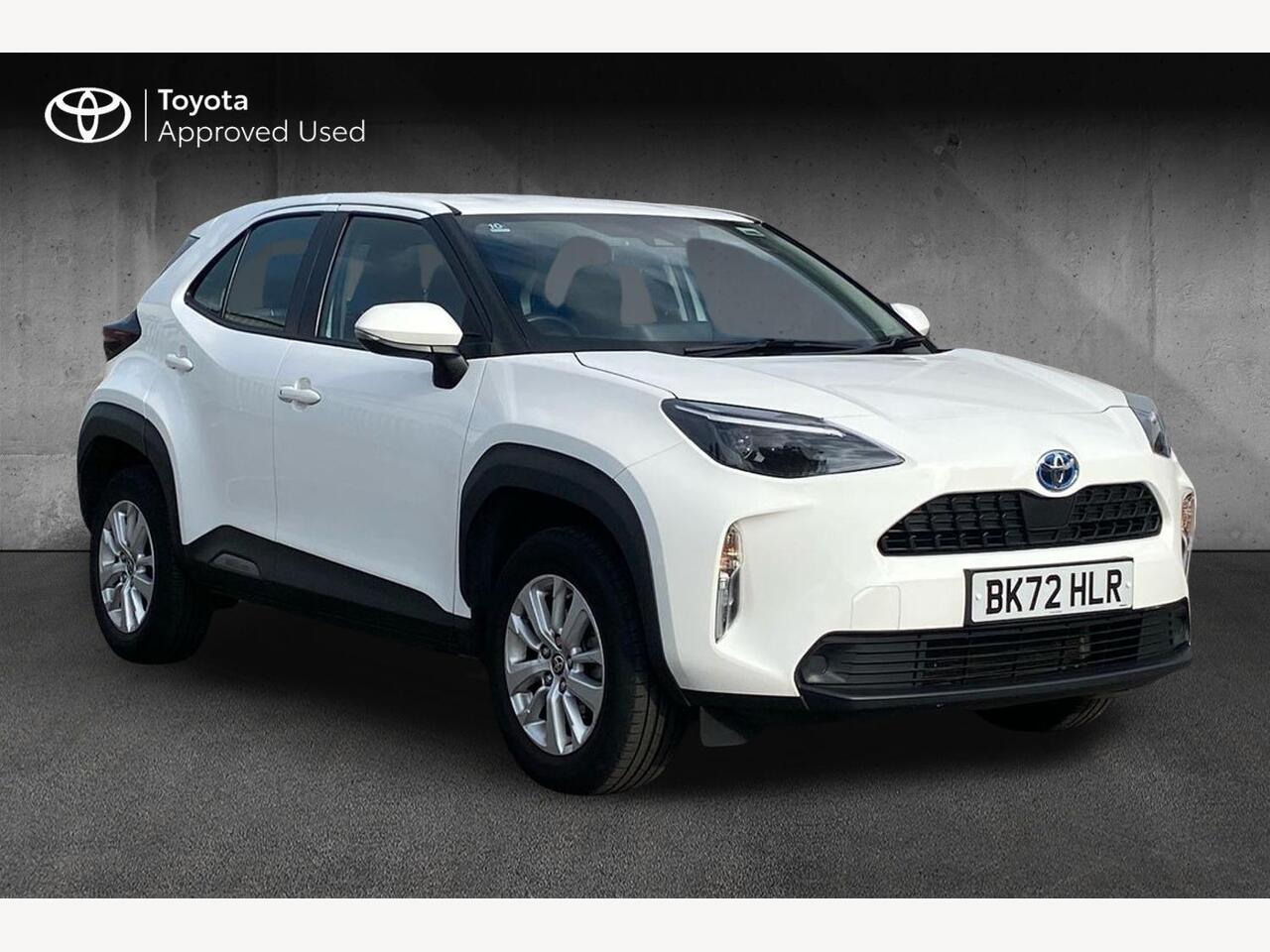 Main listing image - Toyota Yaris Cross