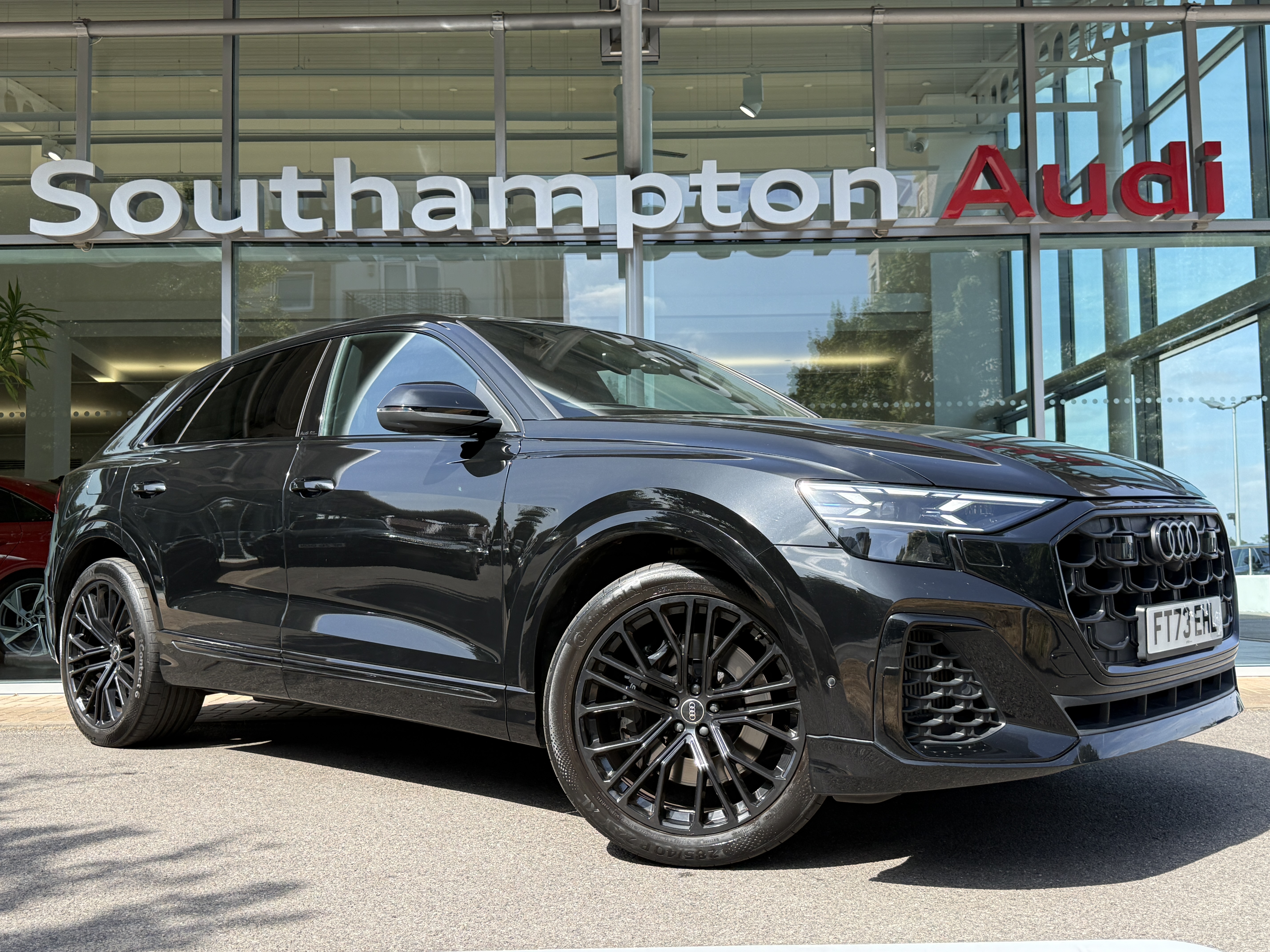 Main listing image - Audi Q8