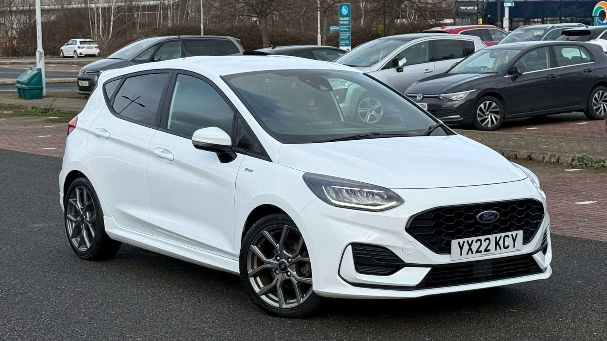 Main listing image - Ford Fiesta