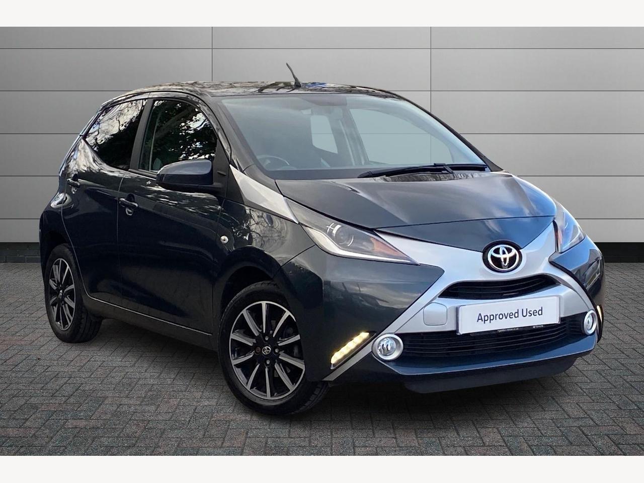 Main listing image - Toyota Aygo