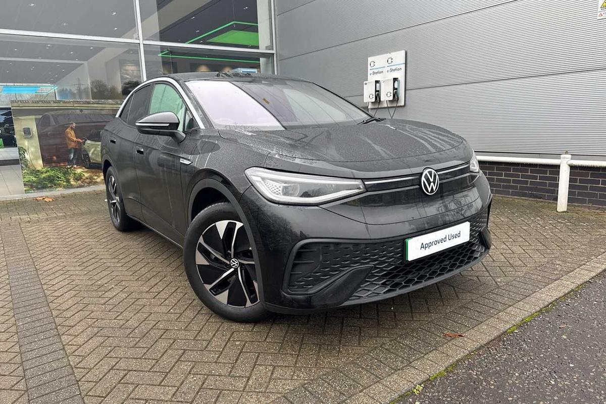 Main listing image - Volkswagen ID.5