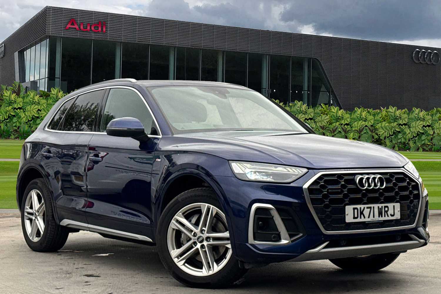 Main listing image - Audi Q5