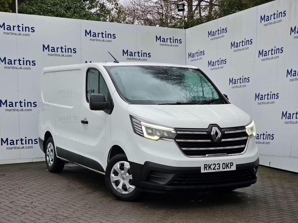 Main listing image - Renault Trafic