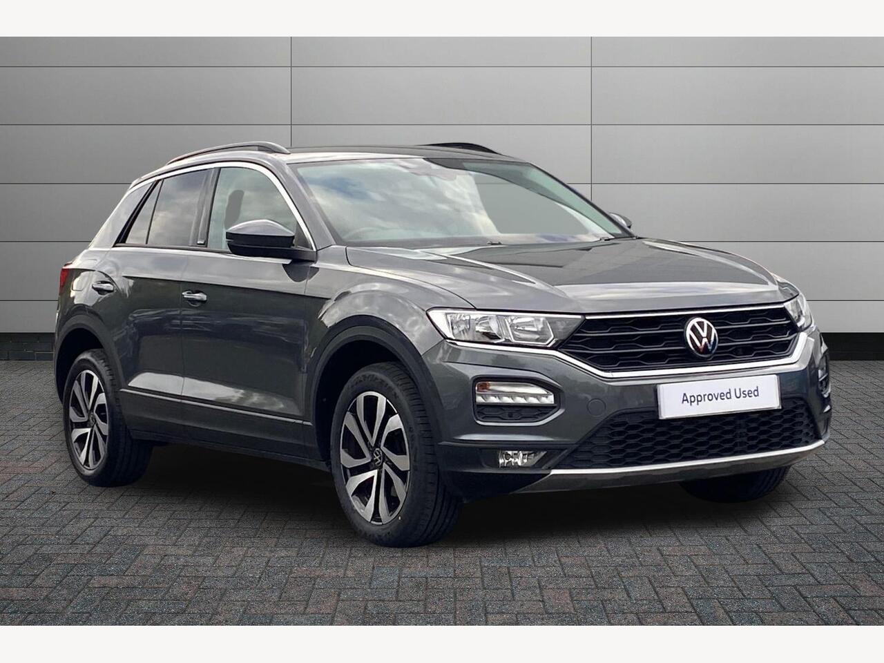 Main listing image - Volkswagen T-Roc