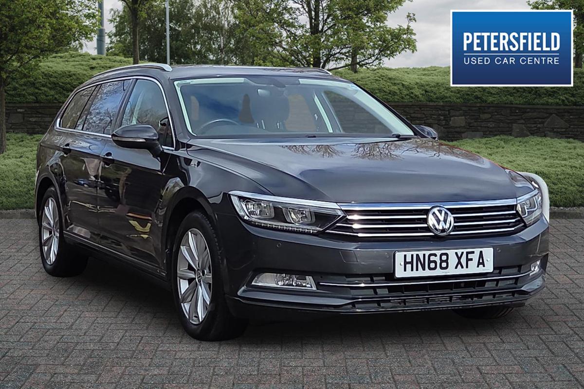 Main listing image - Volkswagen Passat Estate