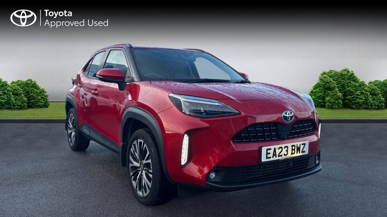 Main listing image - Toyota Yaris Cross