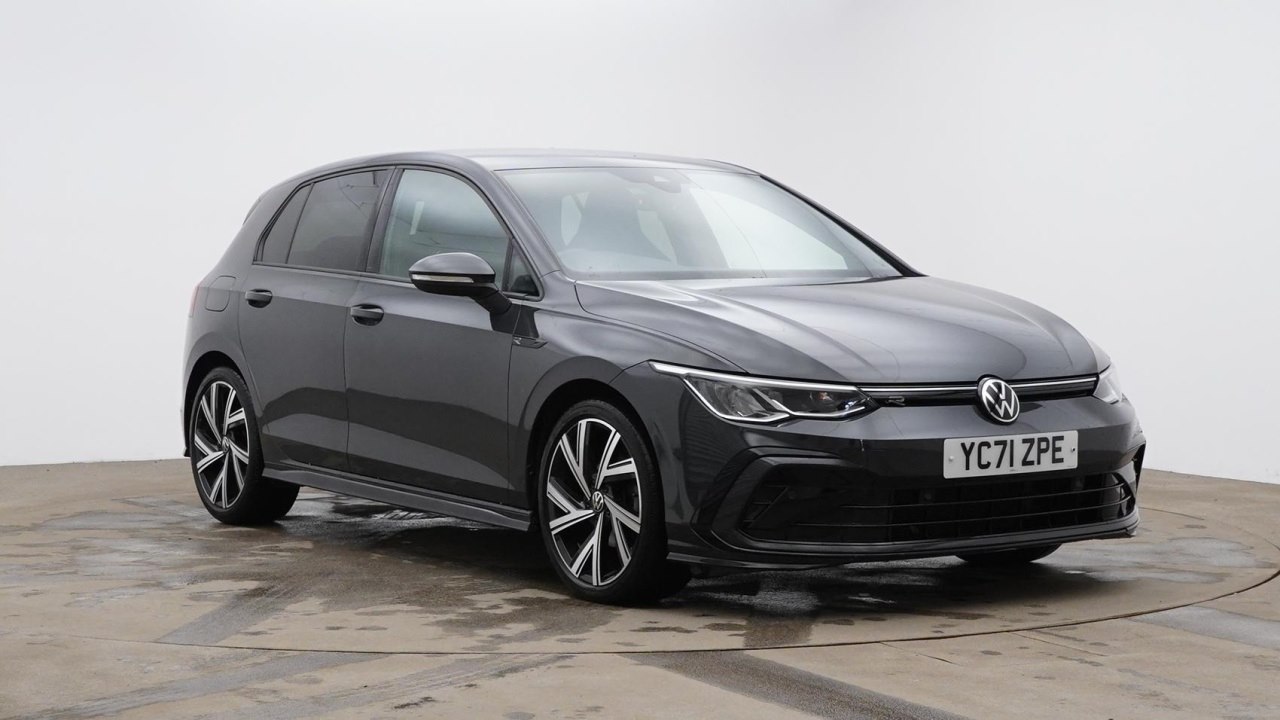 Main listing image - Volkswagen Golf