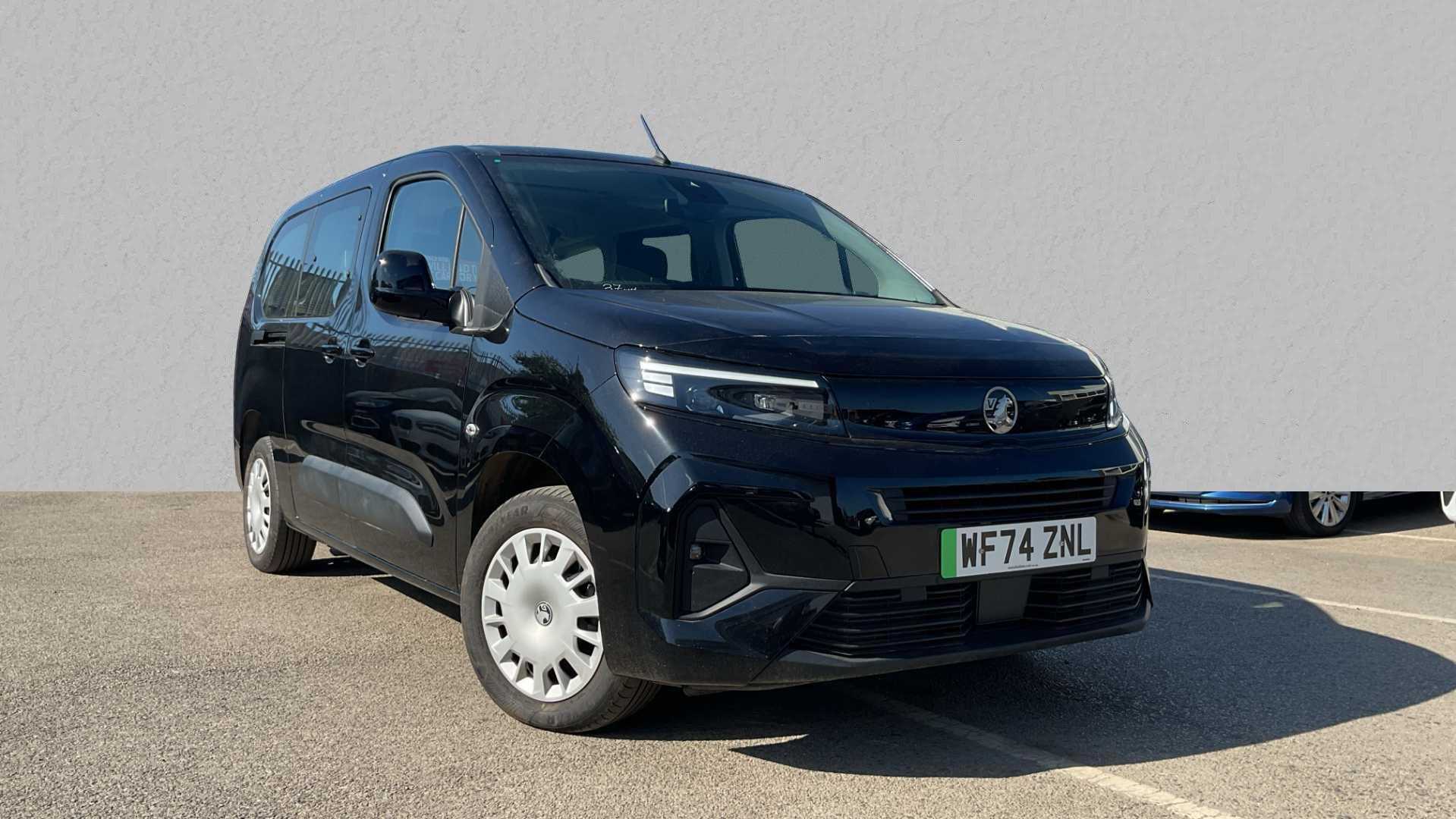 Main listing image - Vauxhall Combo Life-e