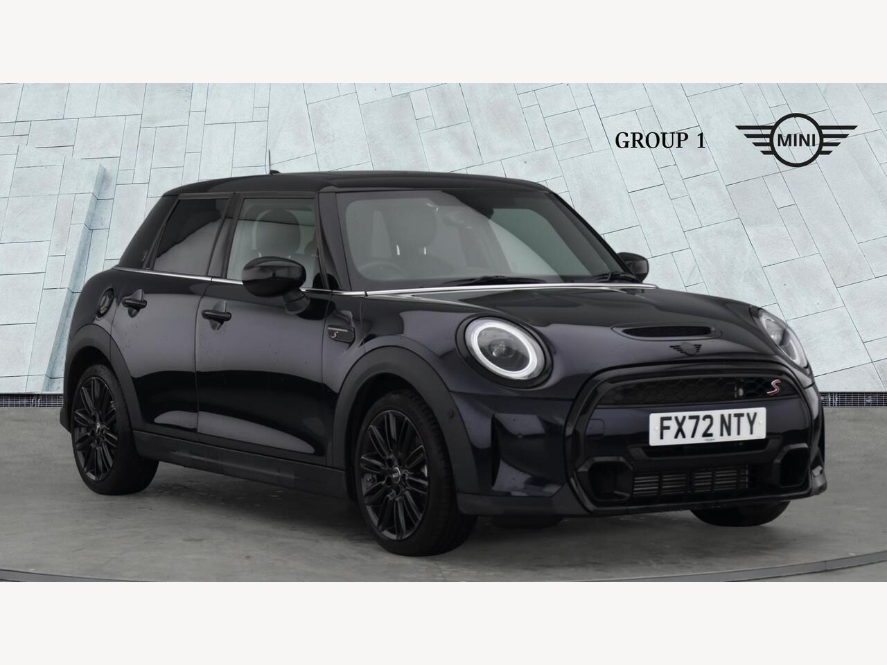 Main listing image - MINI Hatchback 5dr