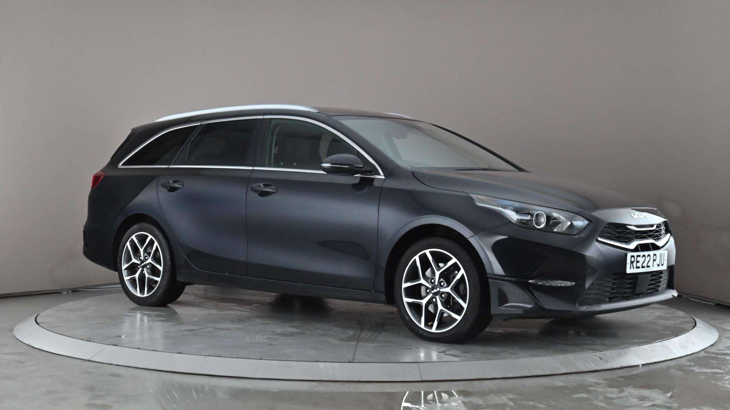 Main listing image - Kia Ceed SW