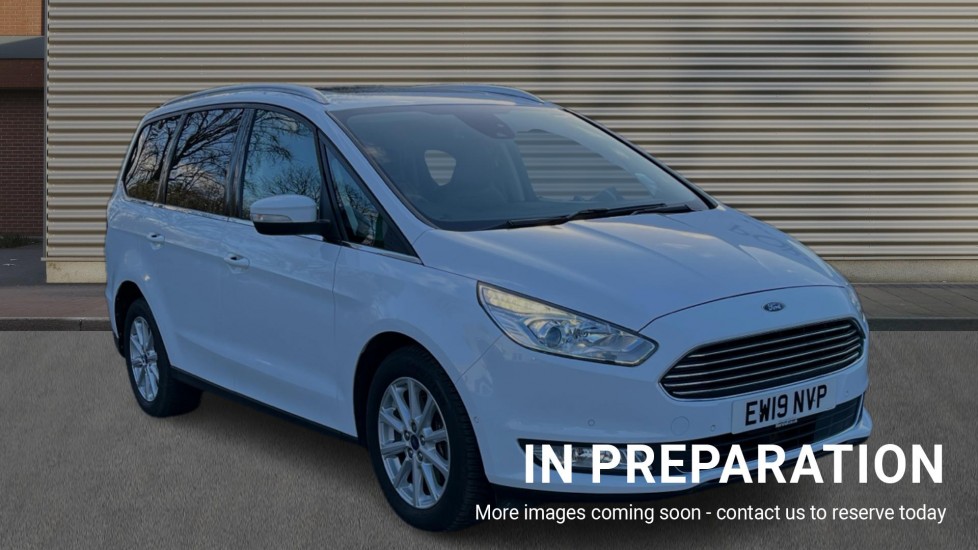 Main listing image - Ford Galaxy