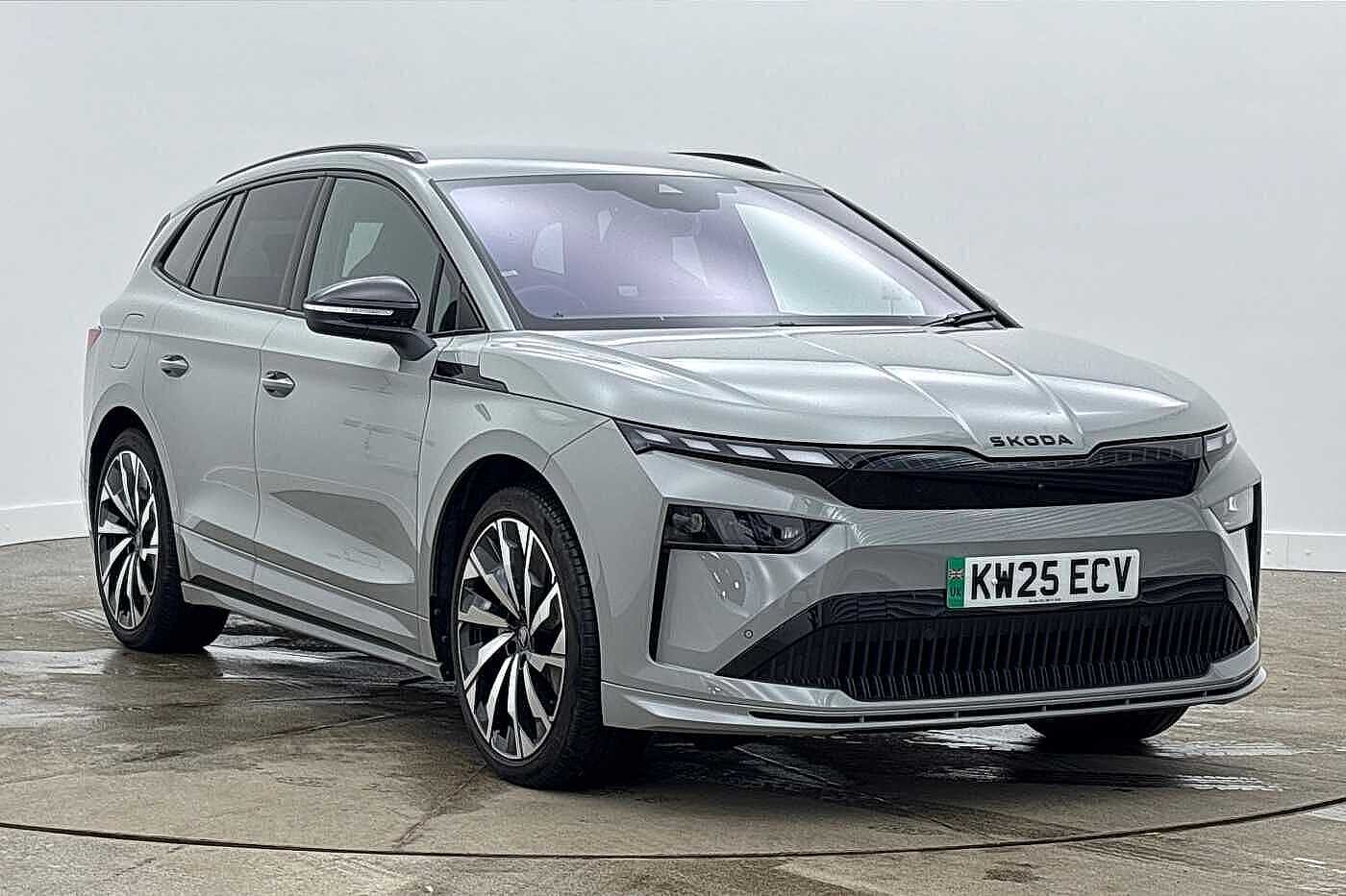 Main listing image - Skoda Enyaq