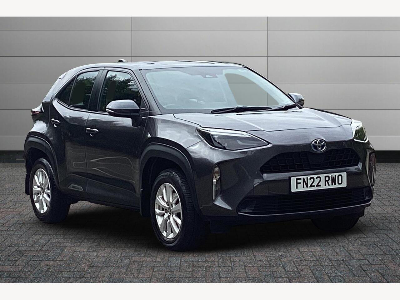 Main listing image - Toyota Yaris Cross