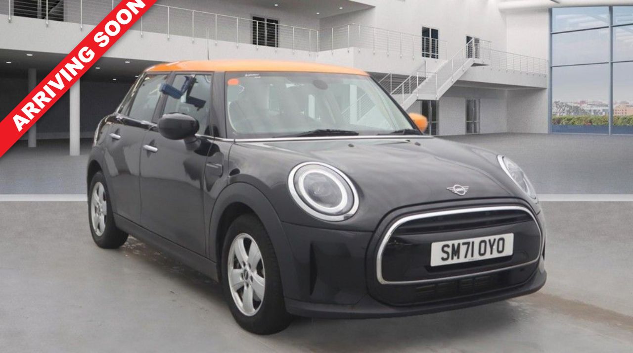 Main listing image - MINI Hatchback 5dr