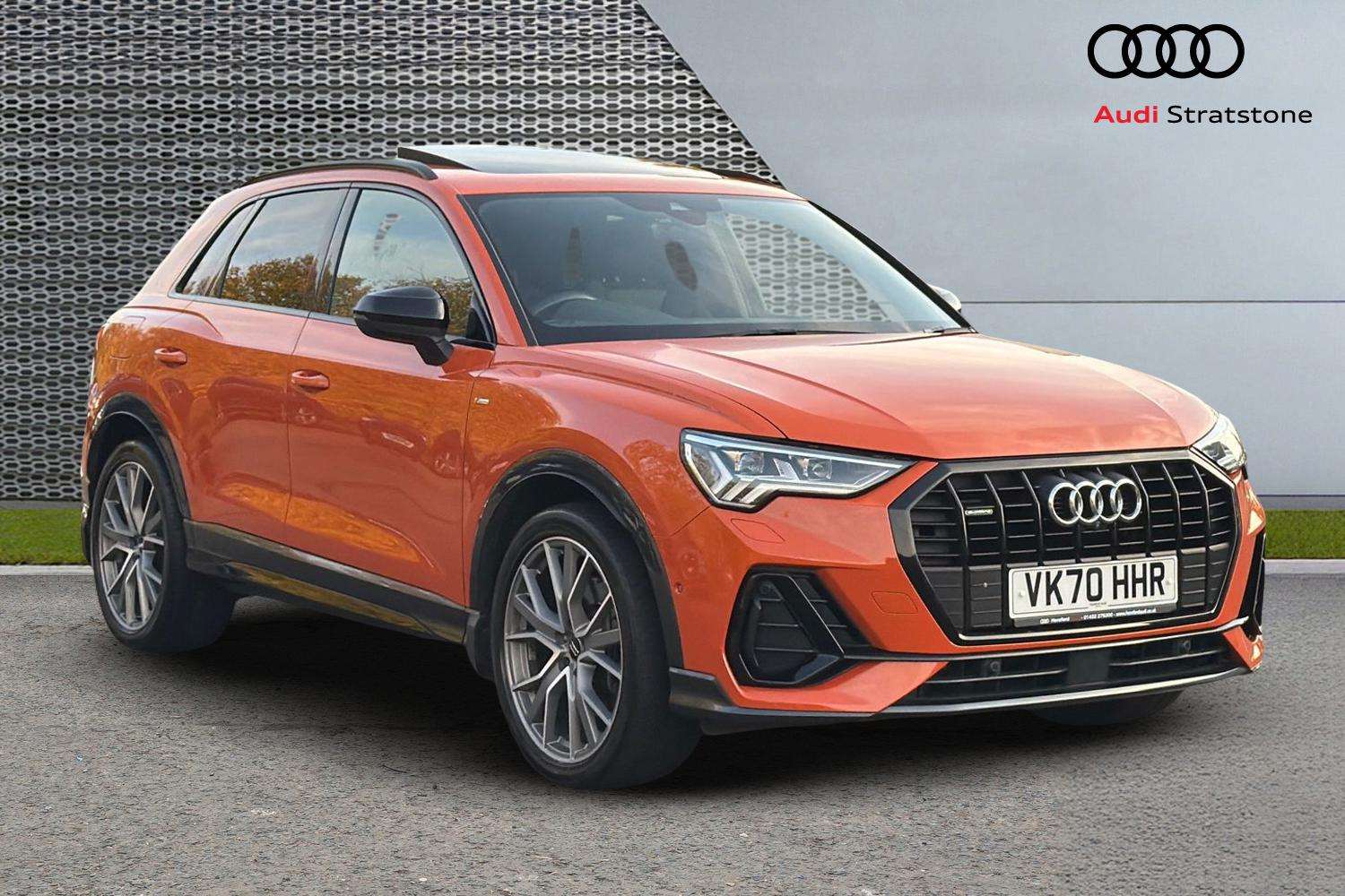 Main listing image - Audi Q3