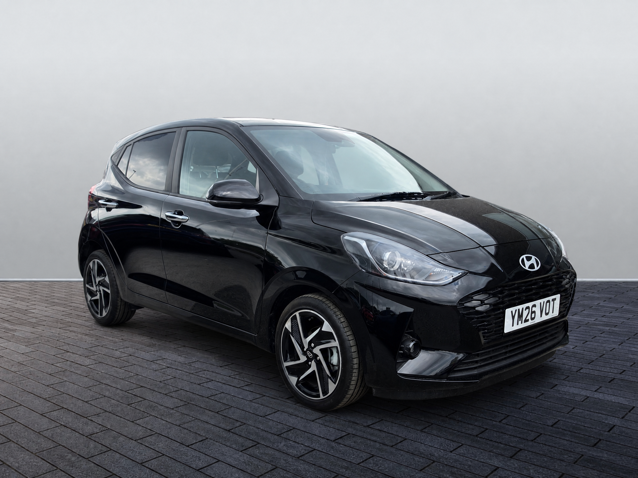 Main listing image - Hyundai i10