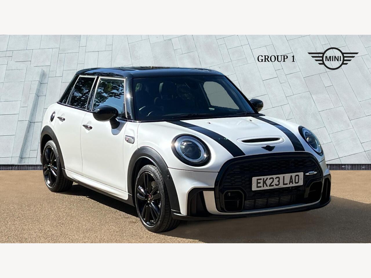 Main listing image - MINI Hatchback 5dr