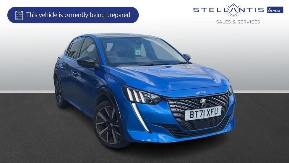 Main listing image - Peugeot 208