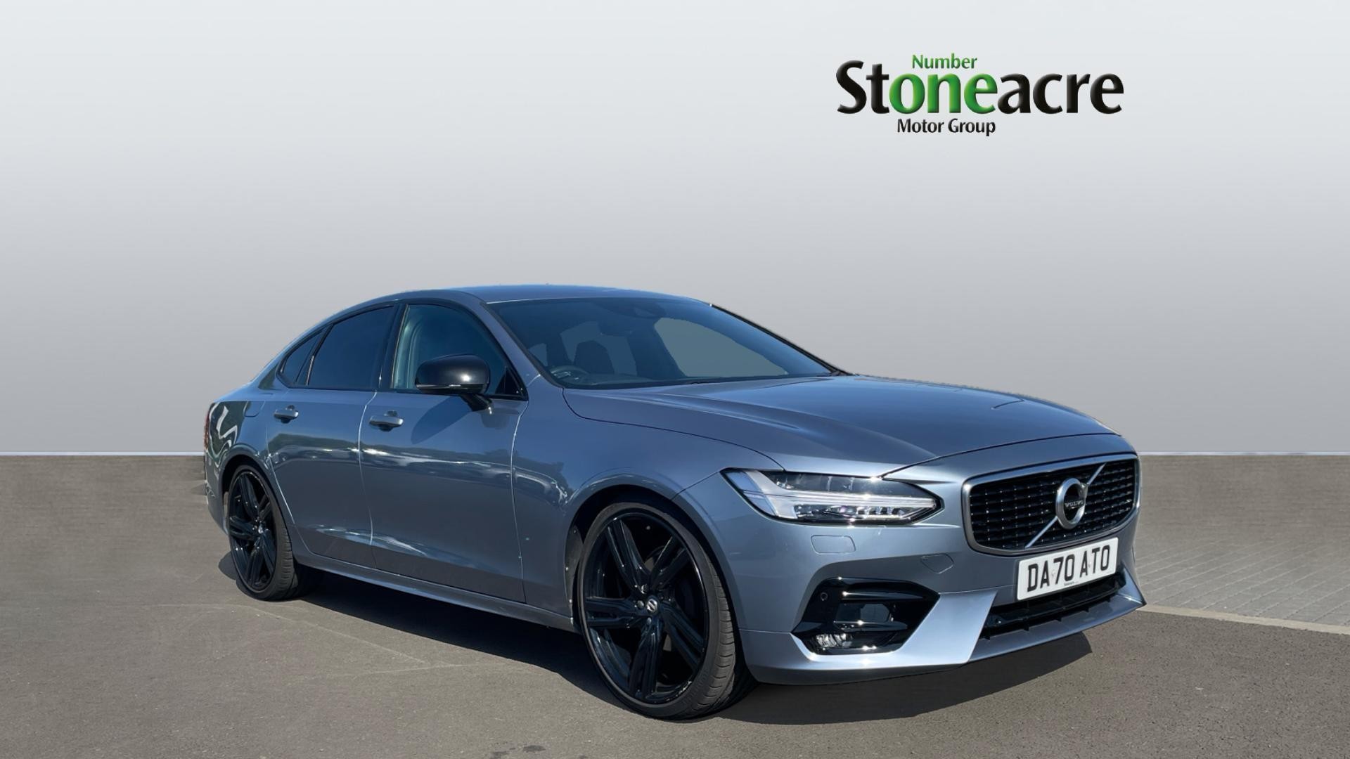 Main listing image - Volvo S90