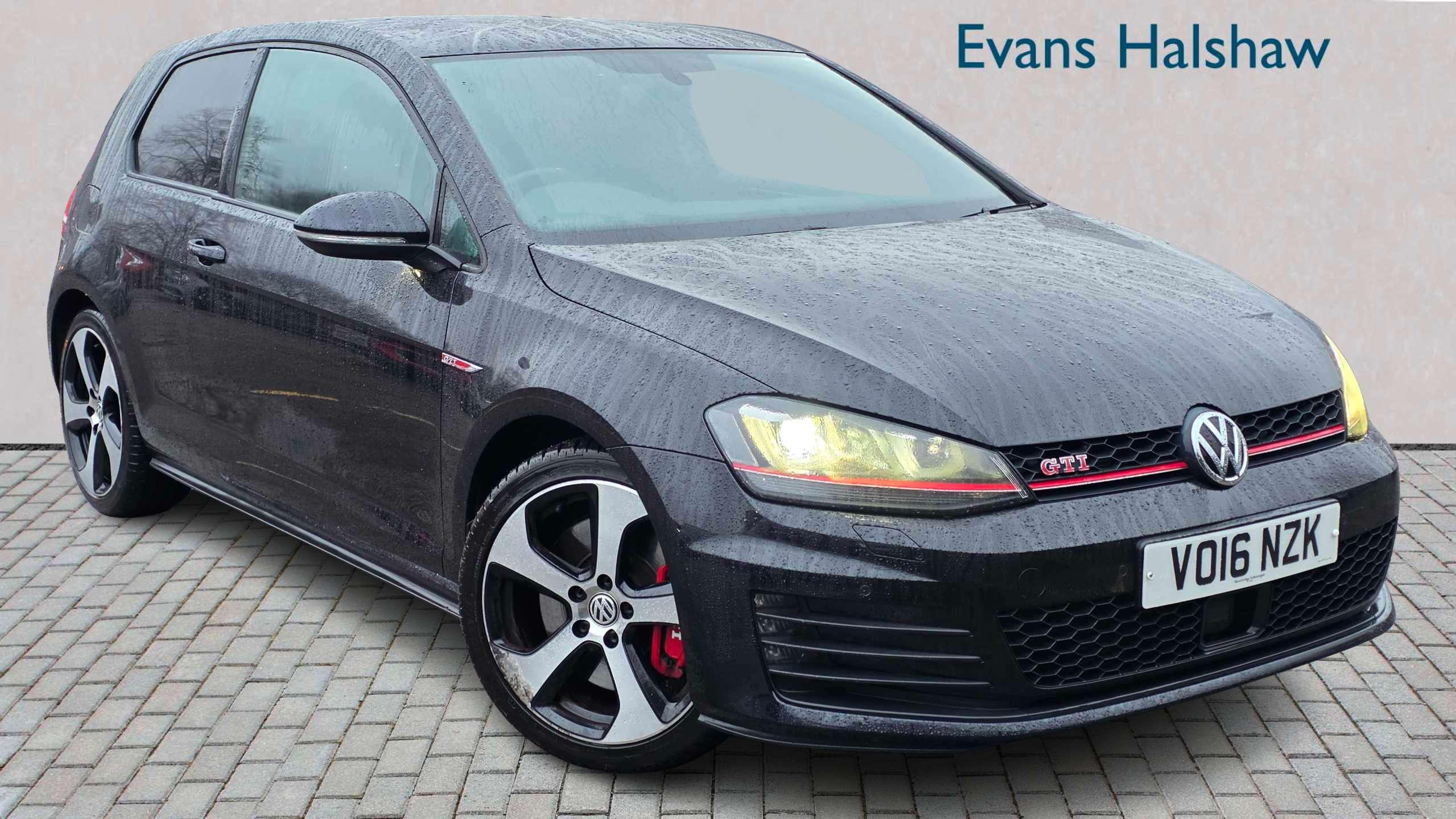 Main listing image - Volkswagen Golf GTI