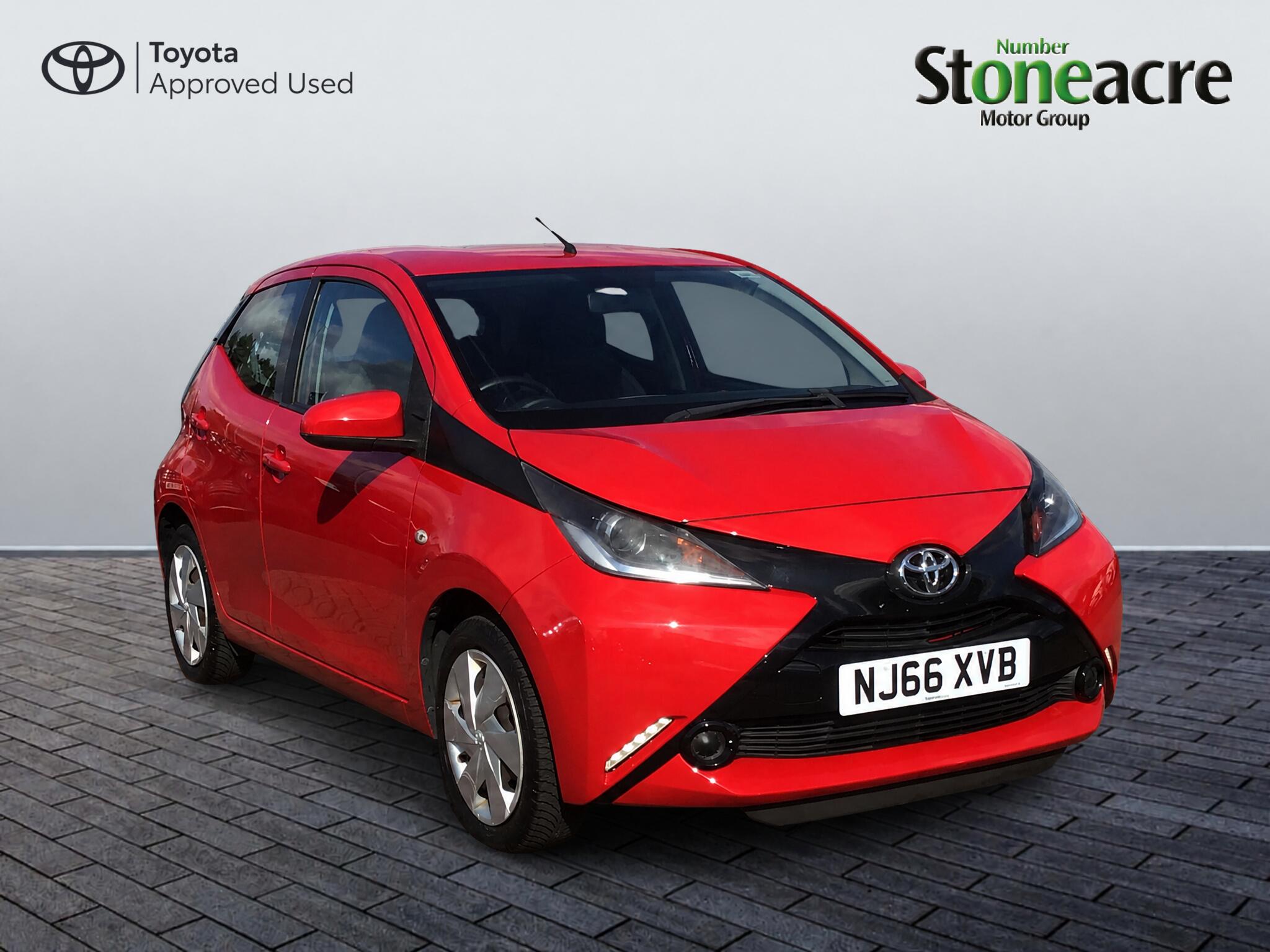 Main listing image - Toyota Aygo