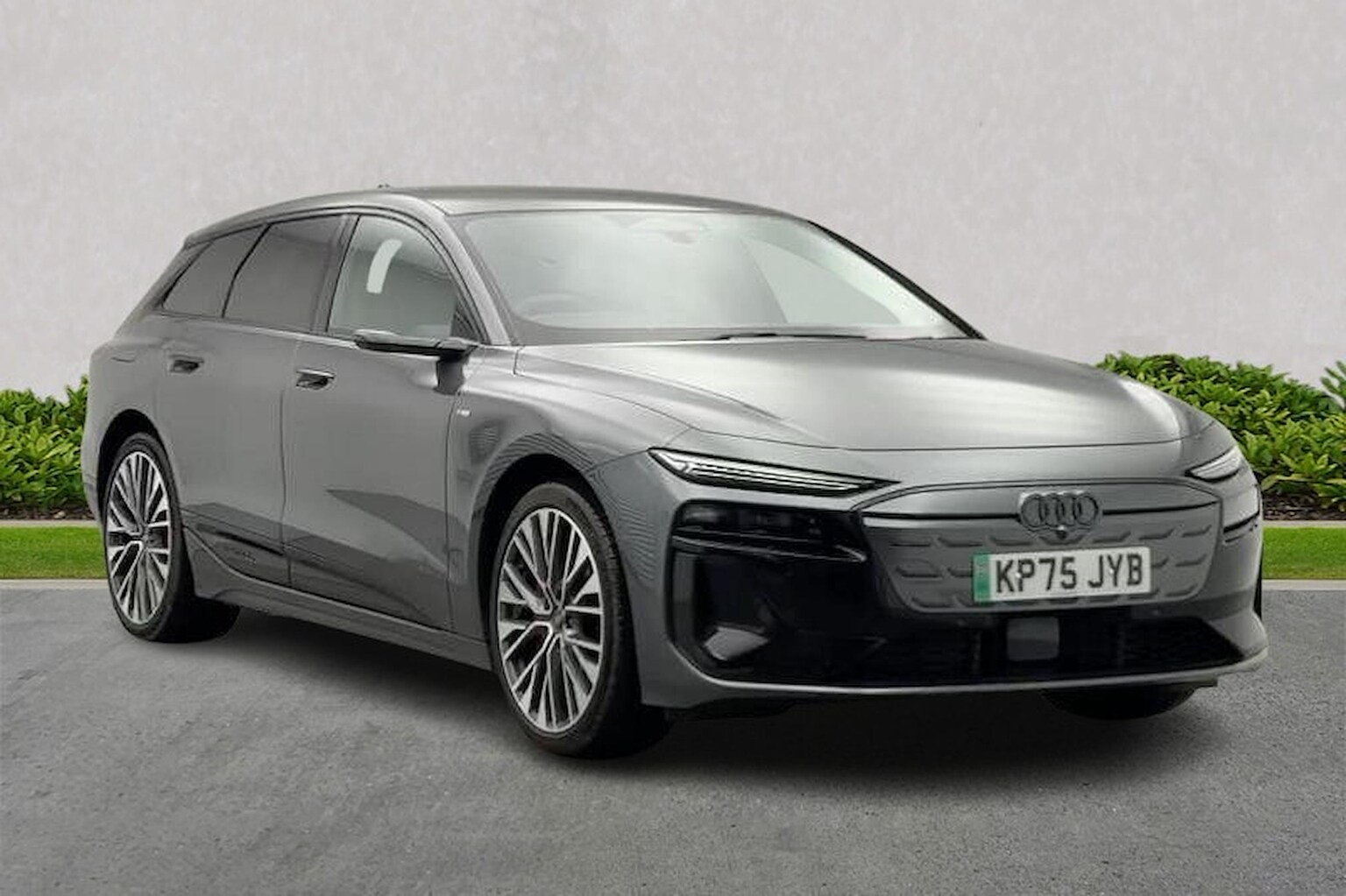 Main listing image - Audi e-tron