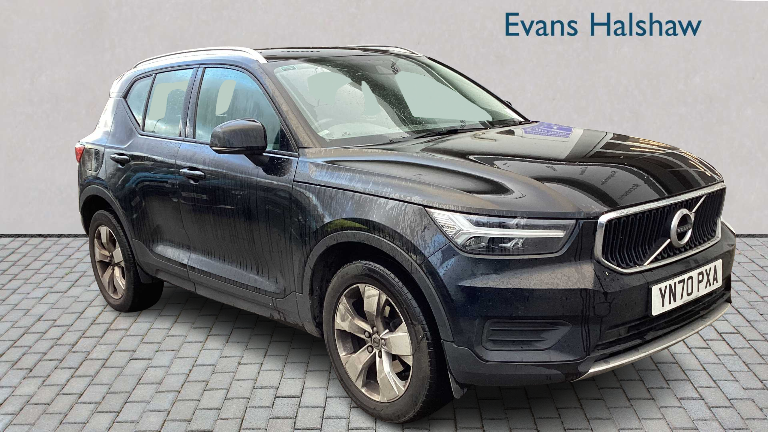 Main listing image - Volvo XC40