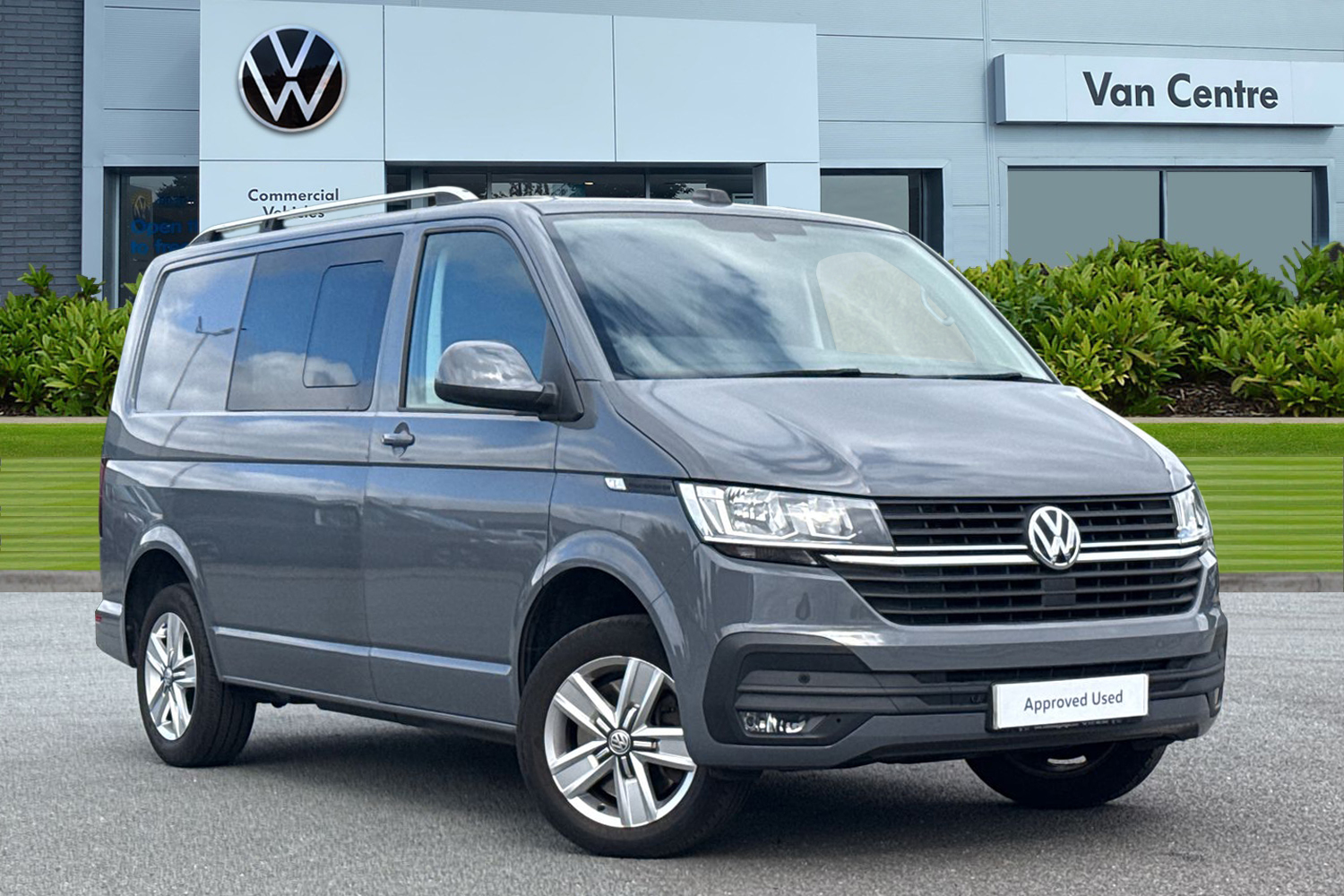 Main listing image - Volkswagen Transporter