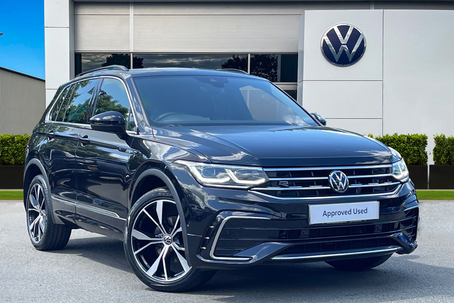 Main listing image - Volkswagen Tiguan