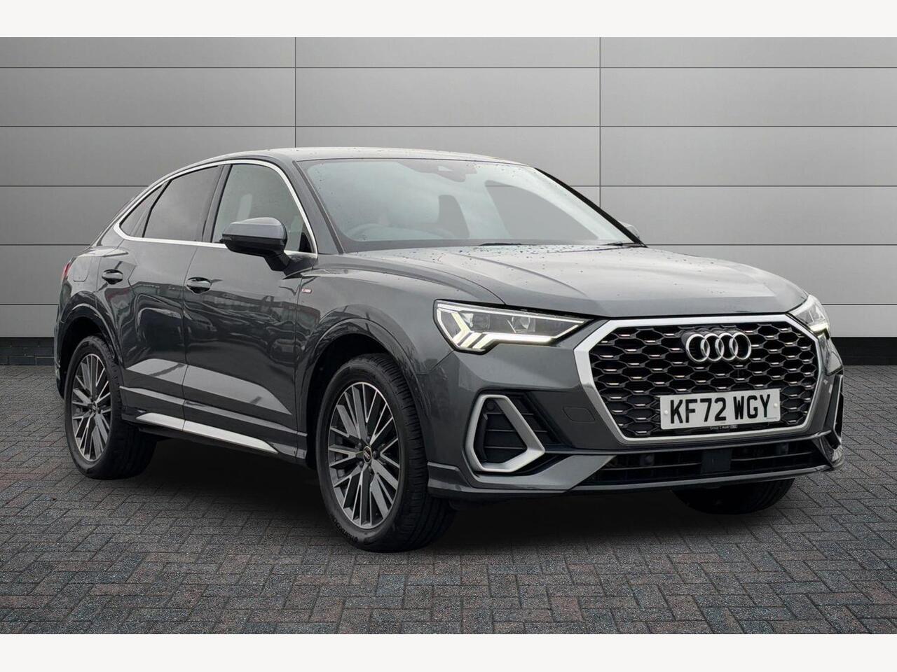 Main listing image - Audi Q3