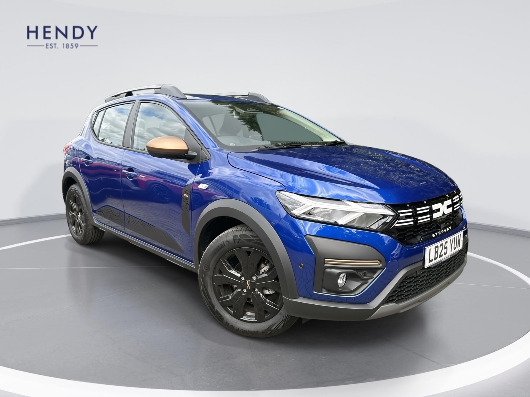 Main listing image - Dacia Sandero Stepway