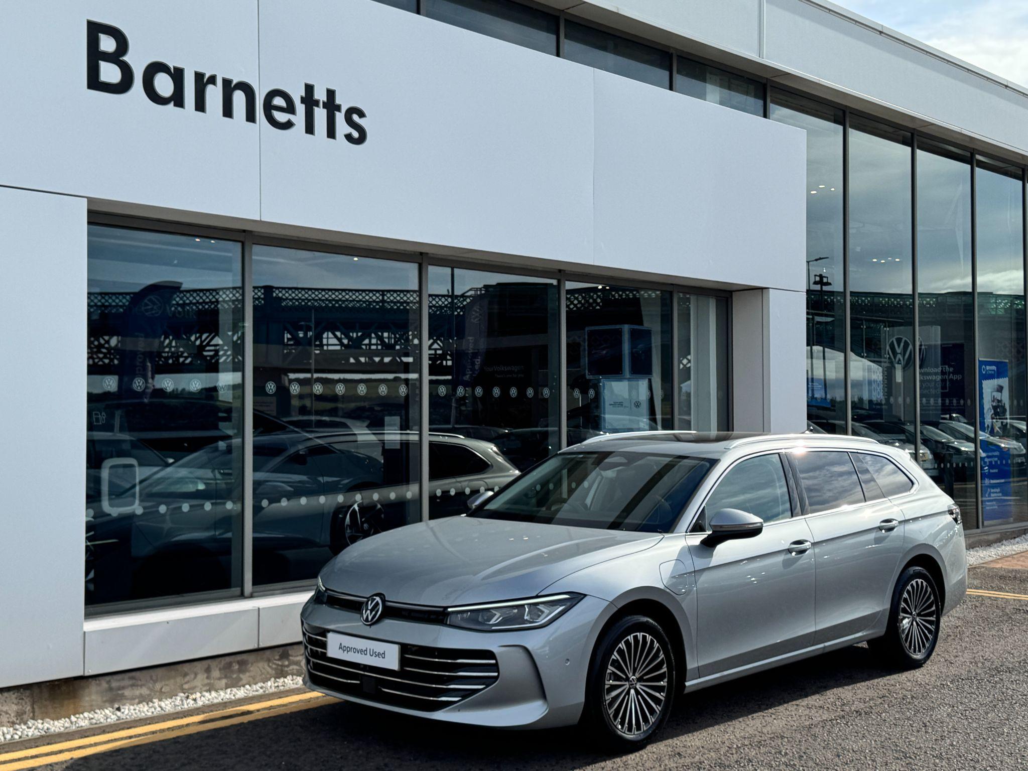 Main listing image - Volkswagen Passat Estate