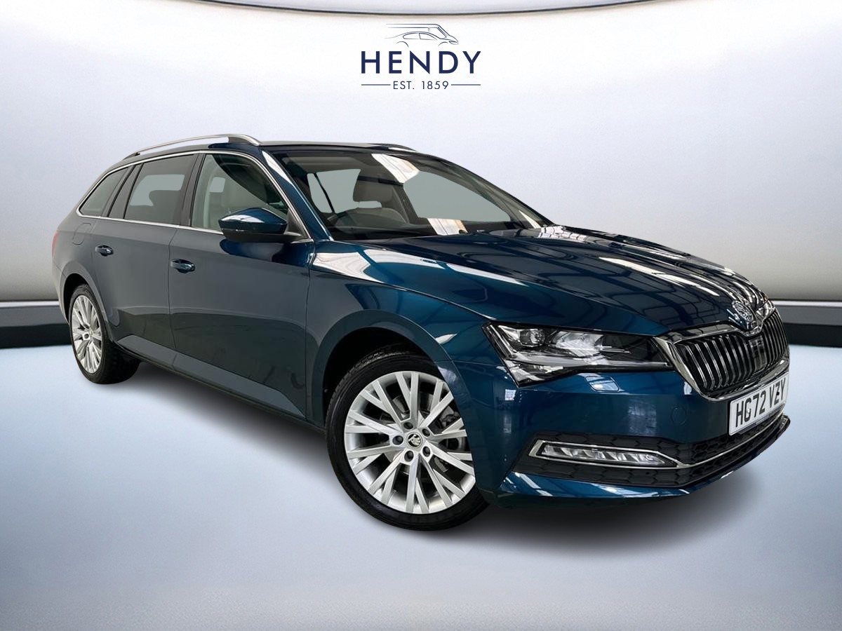 Main listing image - Skoda Superb Estate