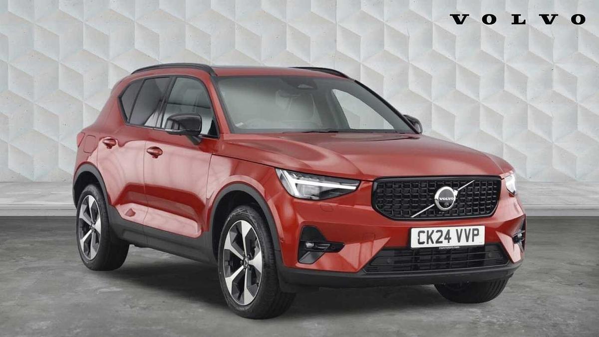 Main listing image - Volvo XC40