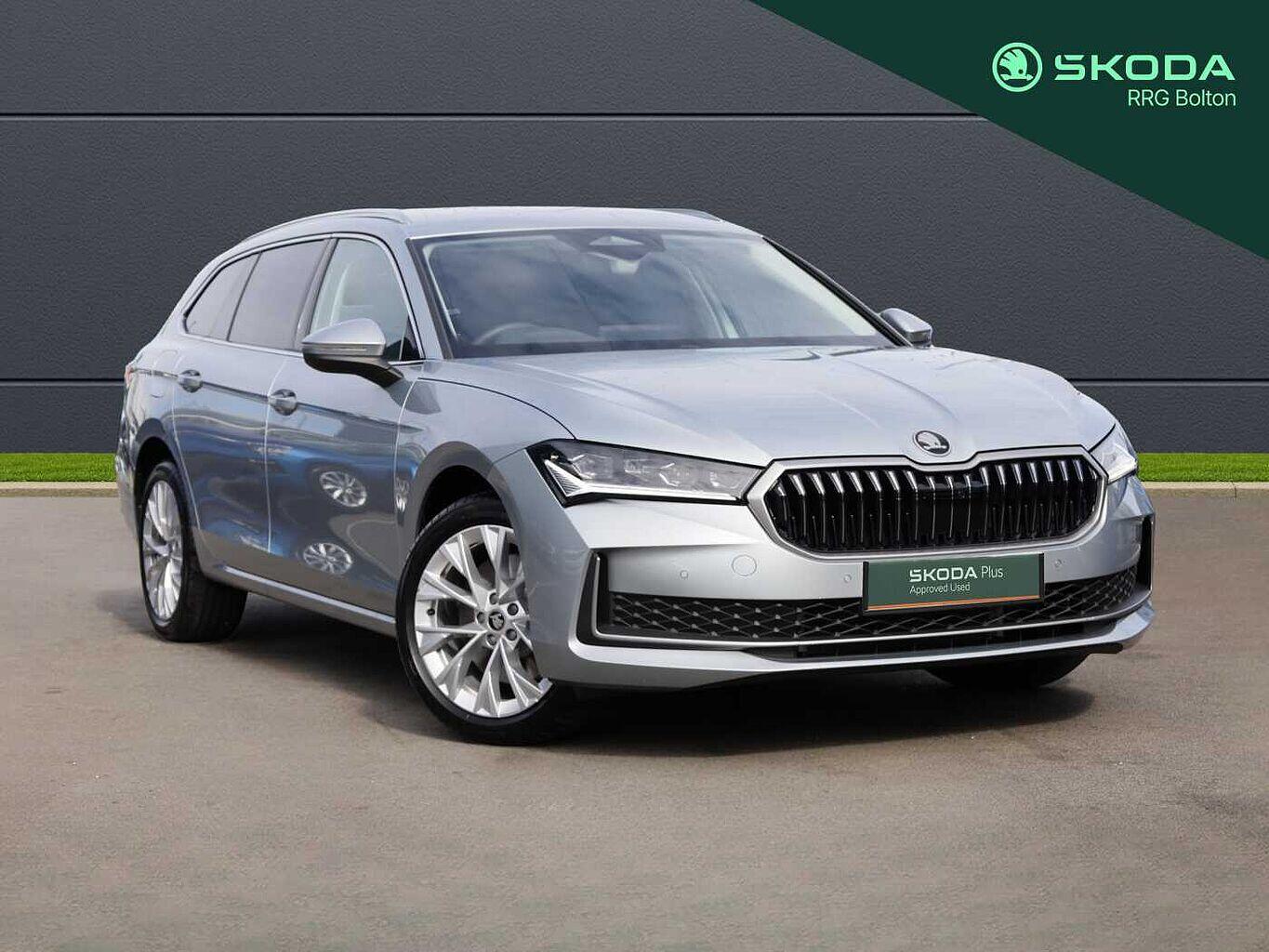 Main listing image - Skoda Superb
