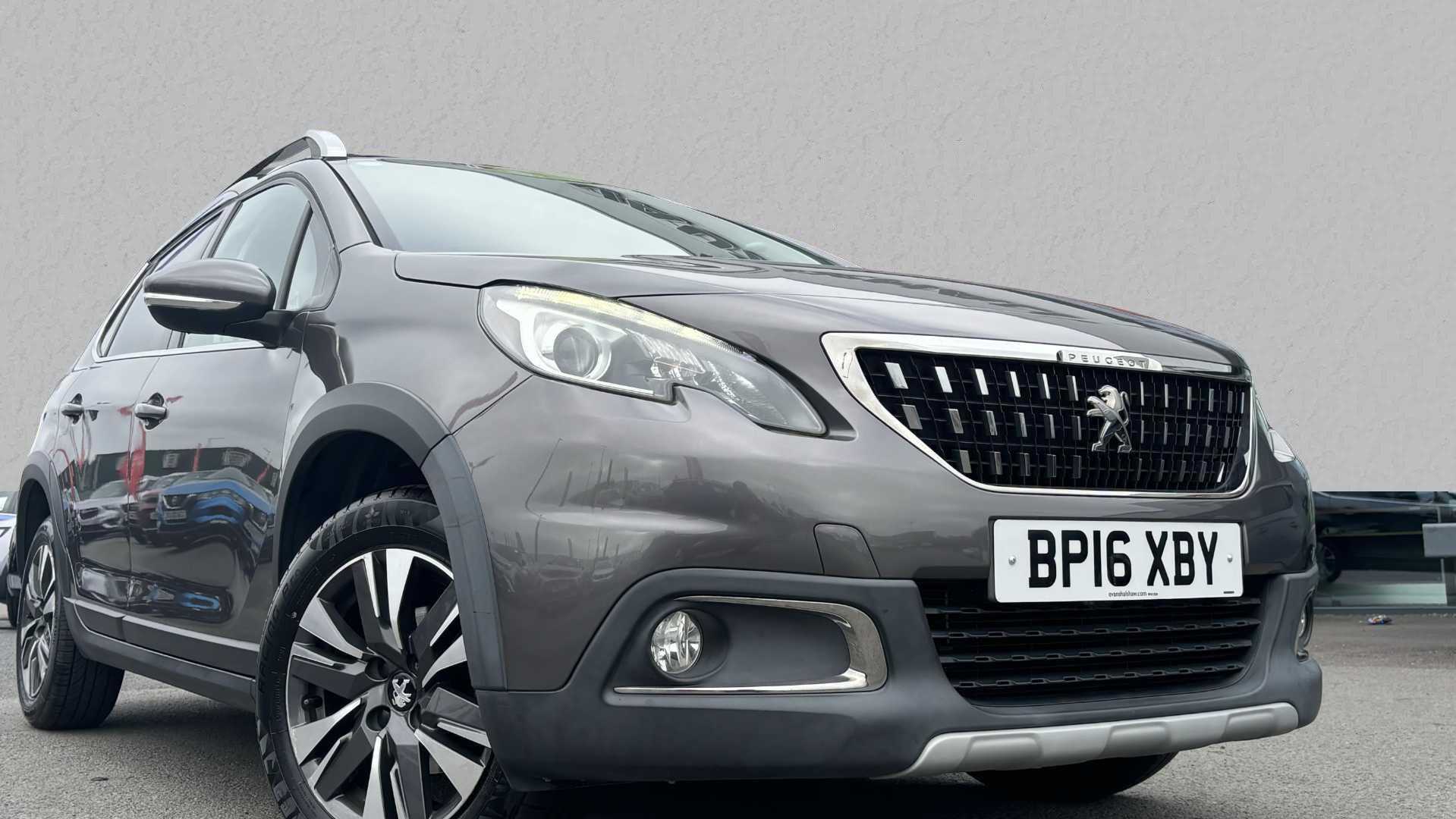 Main listing image - Peugeot 2008