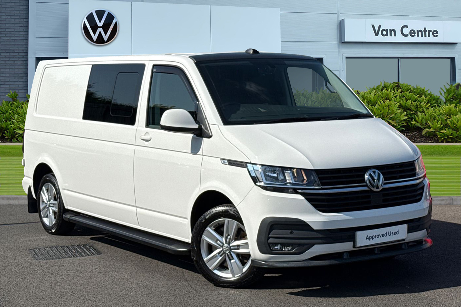 Main listing image - Volkswagen Transporter