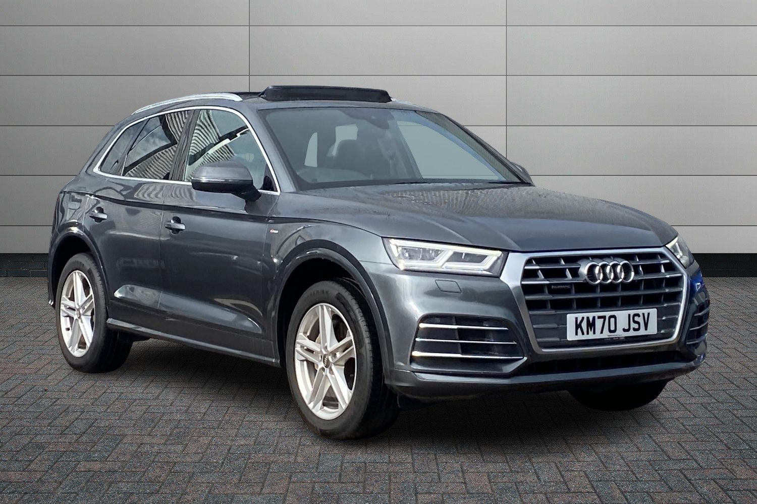 Main listing image - Audi Q5