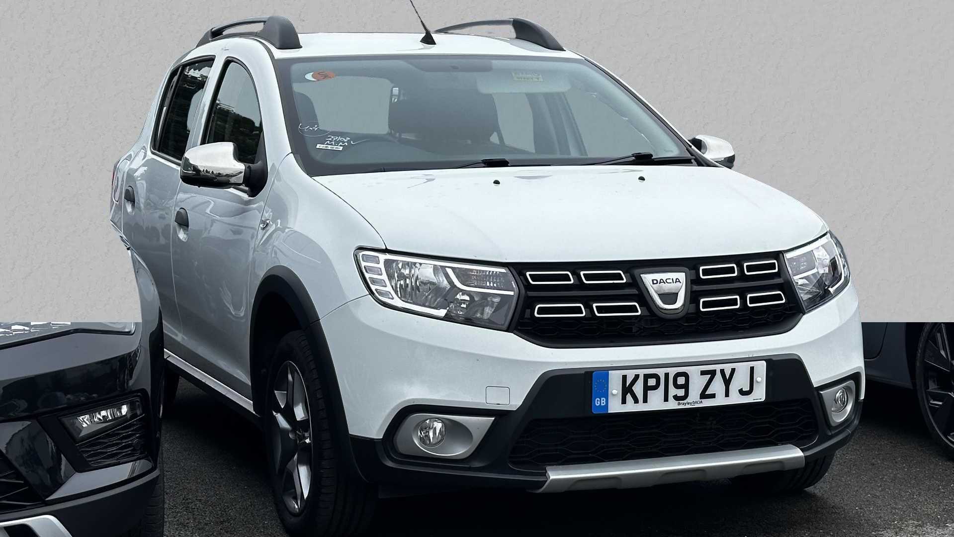 Main listing image - Dacia Sandero Stepway