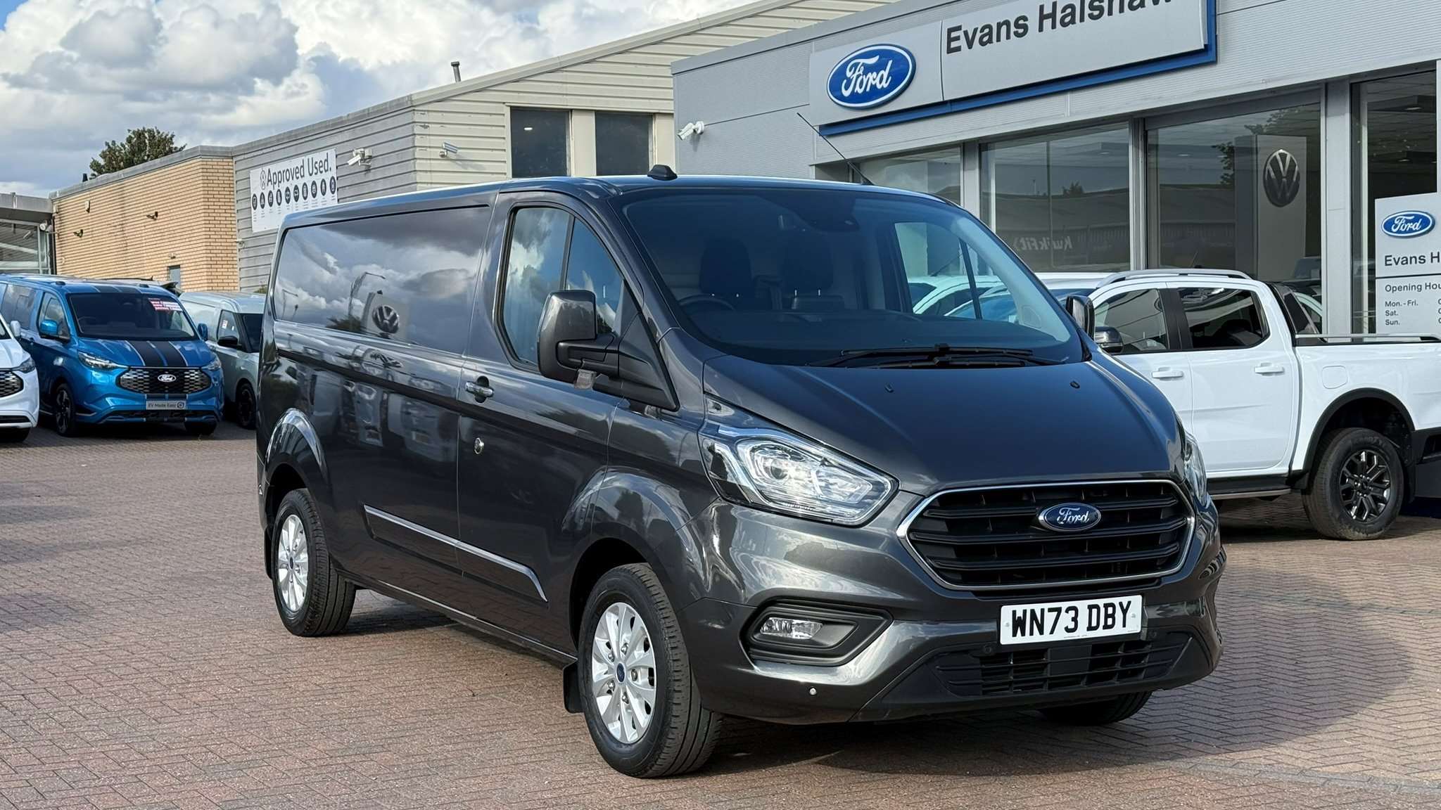 Main listing image - Ford Transit Custom