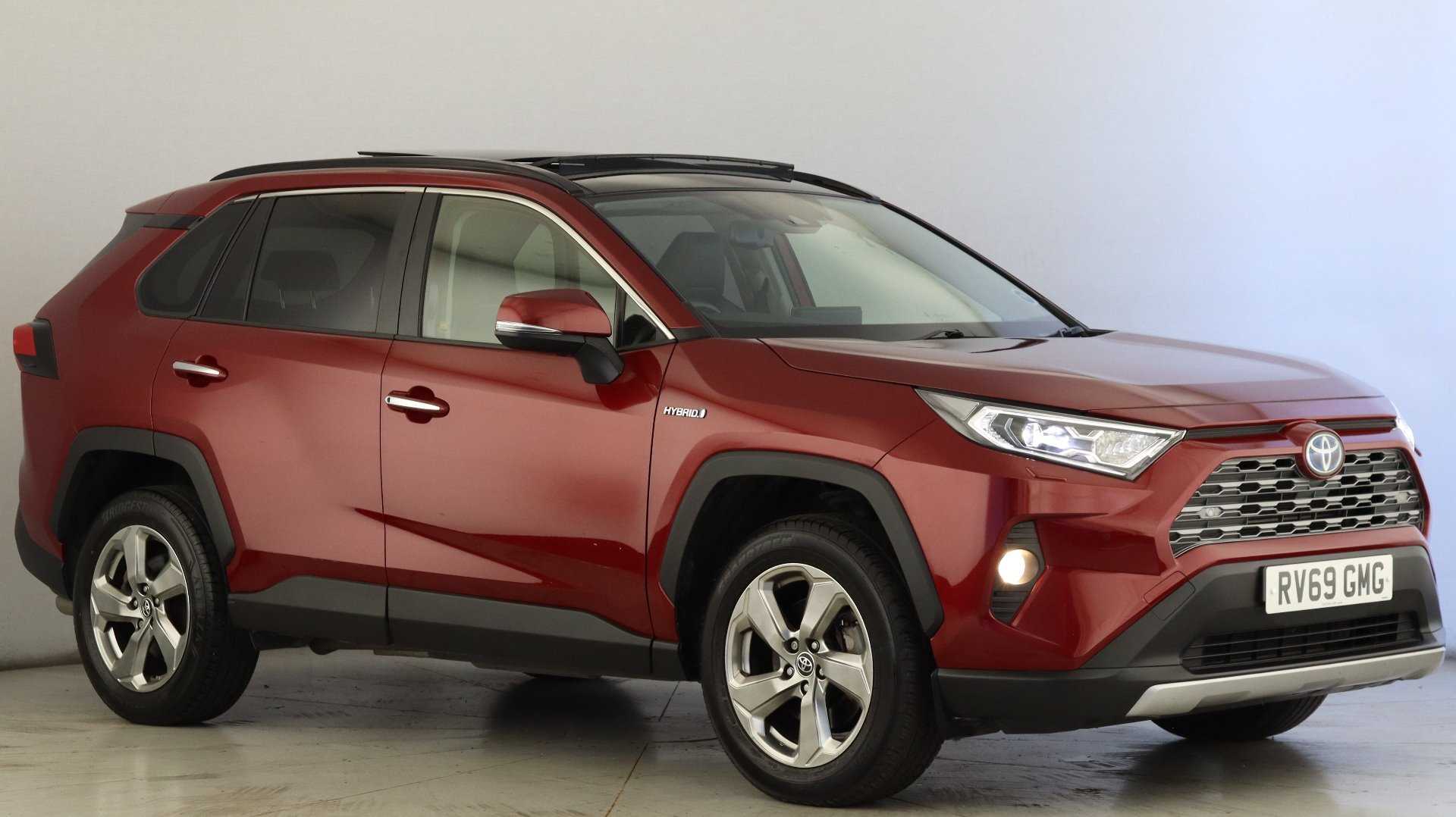 Main listing image - Toyota RAV4