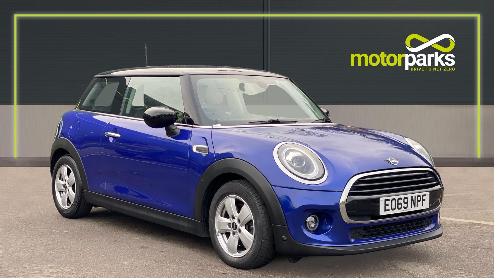 Main listing image - MINI Hatchback