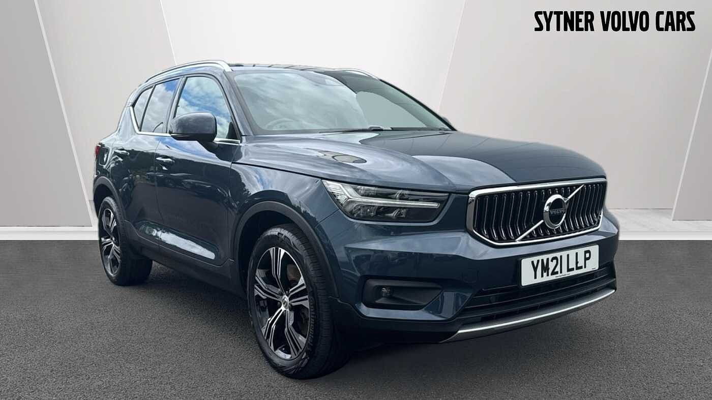 Main listing image - Volvo XC40 Recharge