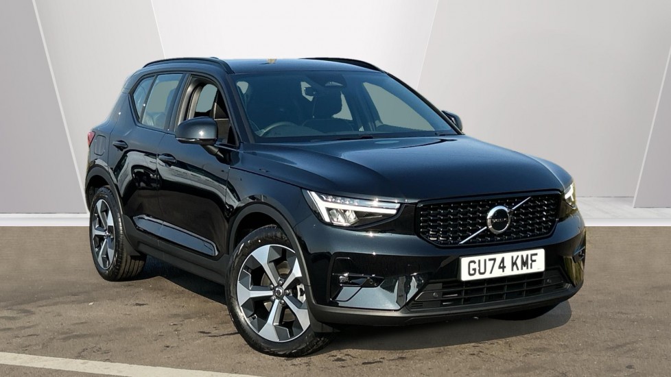 Main listing image - Volvo XC40