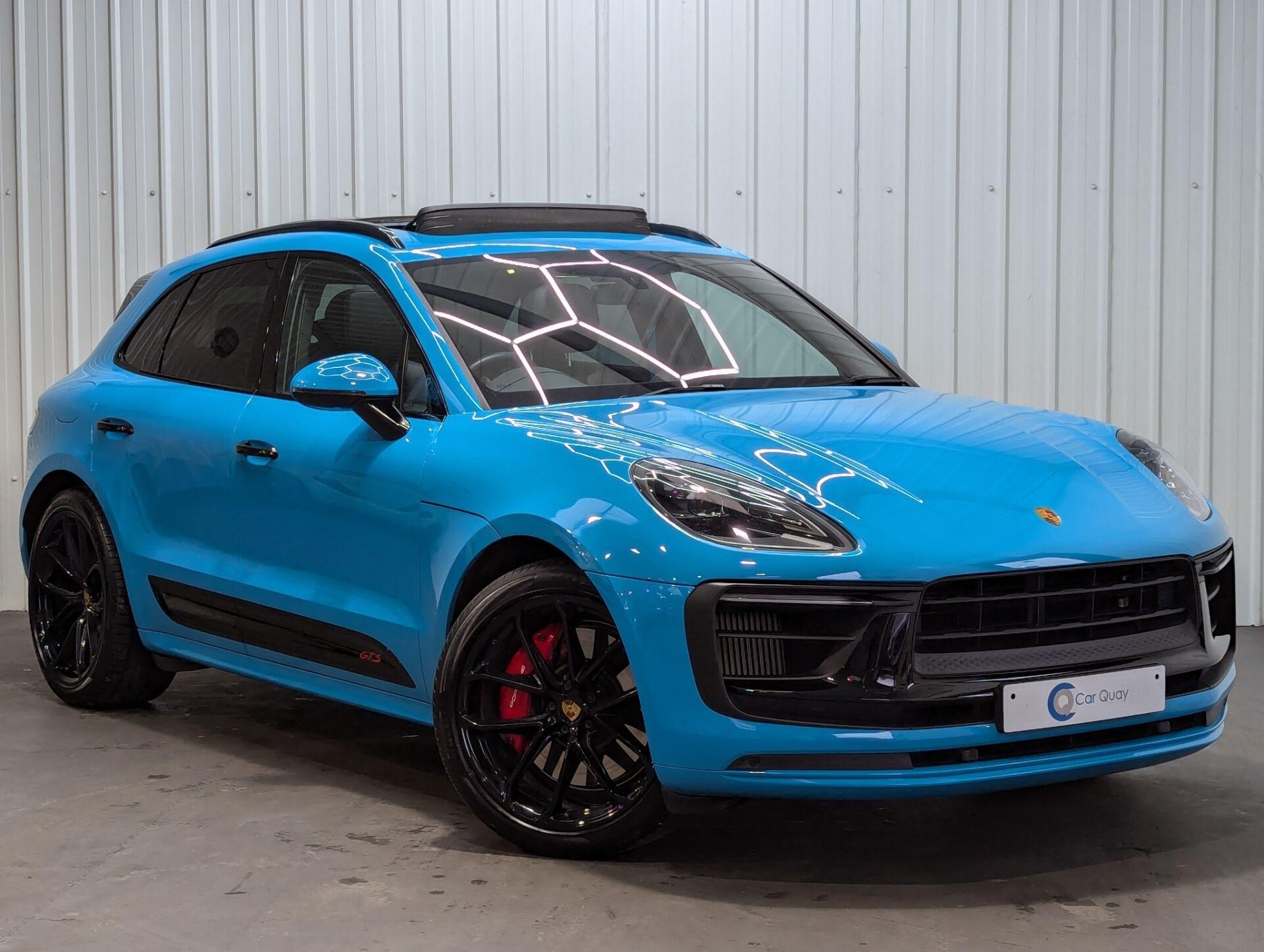 Main listing image - Porsche Macan